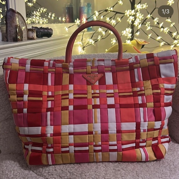 Beautiful vintage prada nylon woven xl tote. Ordered bag but never used it. - Picture 2 of 4